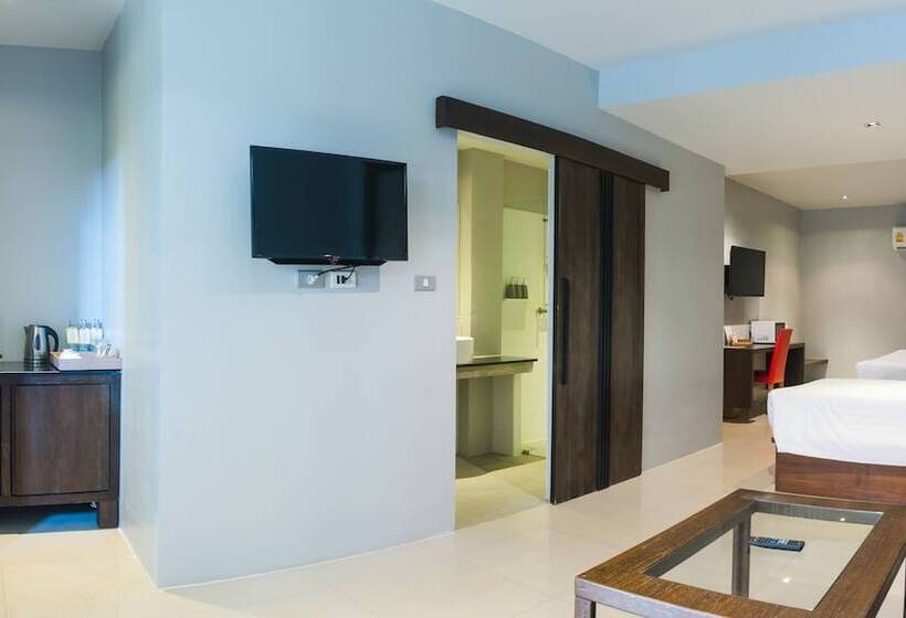 Quarto Familiar, Naina Resort & Spa   Sha Extra Plus