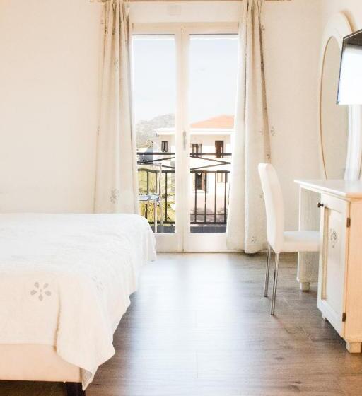 חדר סטנדרט, Olbia City