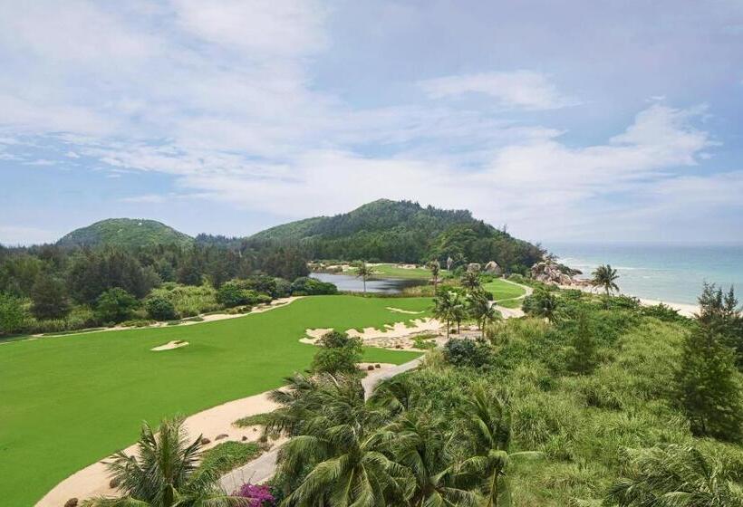 חדר סטנדרט עם מיטת קינג, Sheraton Shenzhou Peninsula Resort