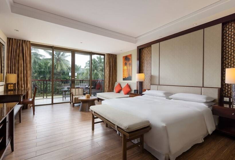 חדר סטנדרט מיטה זוגית, Sheraton Shenzhou Peninsula Resort