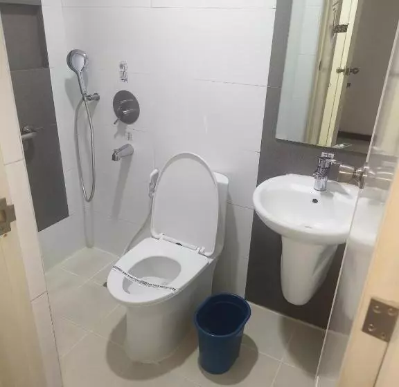 اتاق لوکس, Sogo Naga