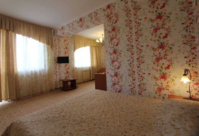 Люкс, Strana Magnoliy