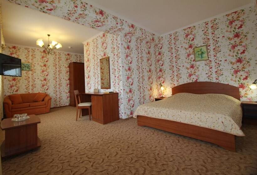 Люкс, Strana Magnoliy