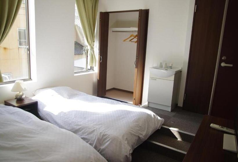 Camera Standard Bagno Condiviso, Suminoyu