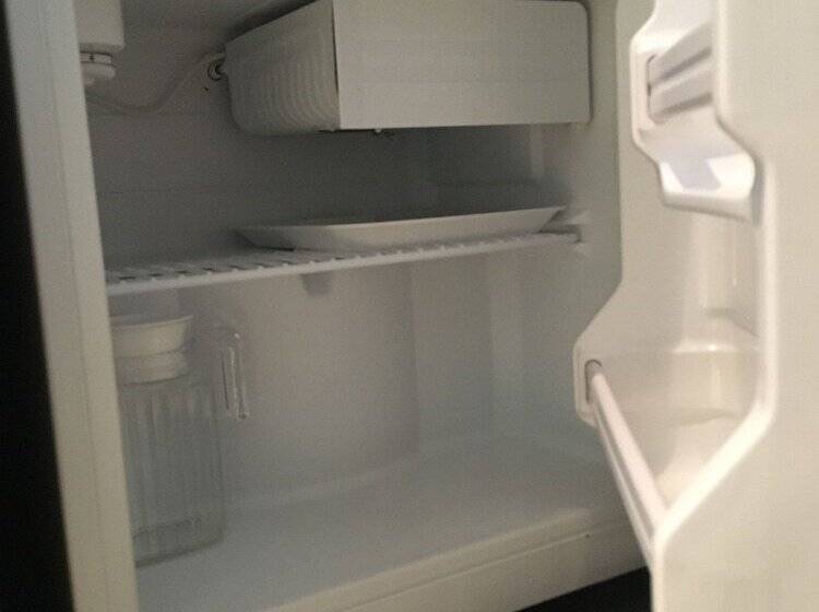 חדר סטנדרט, Takada Terminal