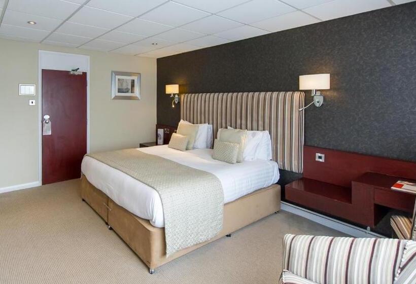 Номер Стандарт, The Barnstaple