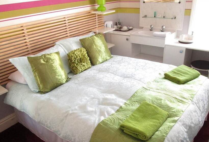 חדר סטנדרט חדר אמבטיה משותף, The Garnett