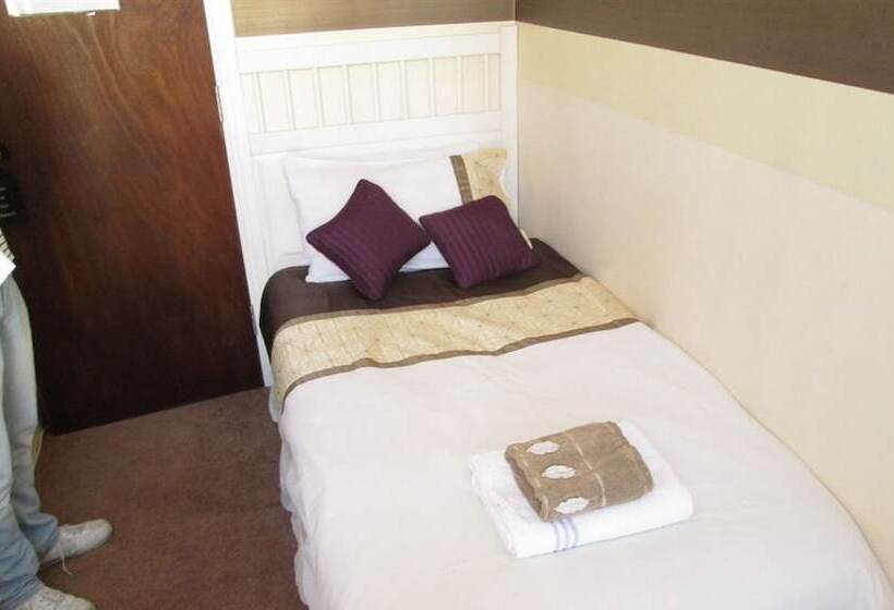 חדר סטנדרד יחיד חדר אמבטיה משותף, The Garnett