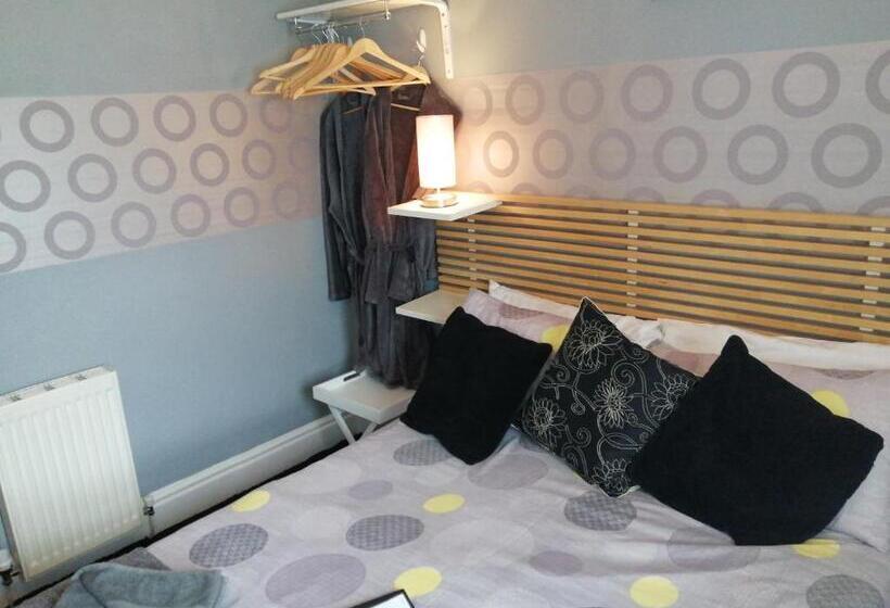 חדר סטנדרט חדר אמבטיה משותף, The Garnett