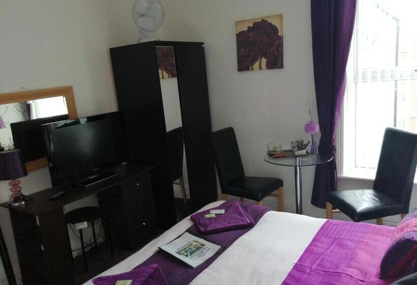 חדר פרמיום, The Garnett