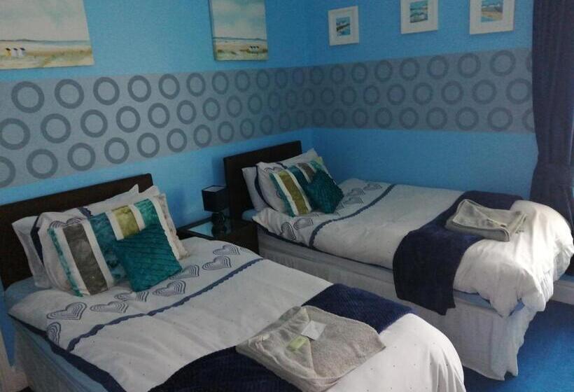 חדר סטנדרט, The Garnett