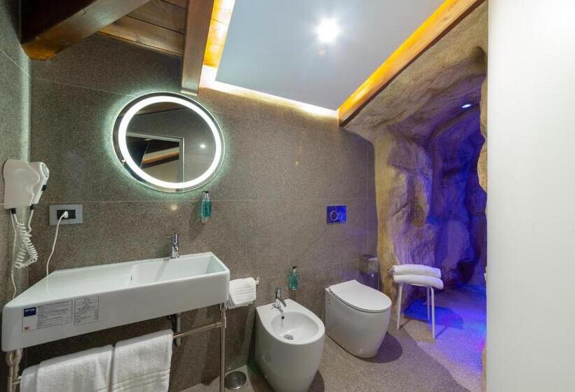 キングサイズベッドのスタンダードルーム, Vogue