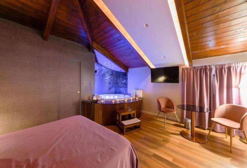 キングサイズベッドのスタンダードルーム, Vogue