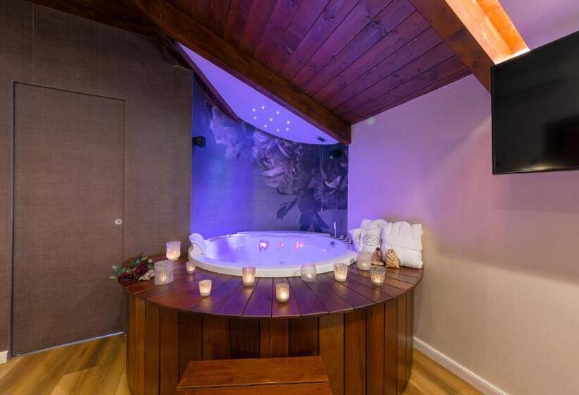 キングサイズベッドのスタンダードルーム, Vogue