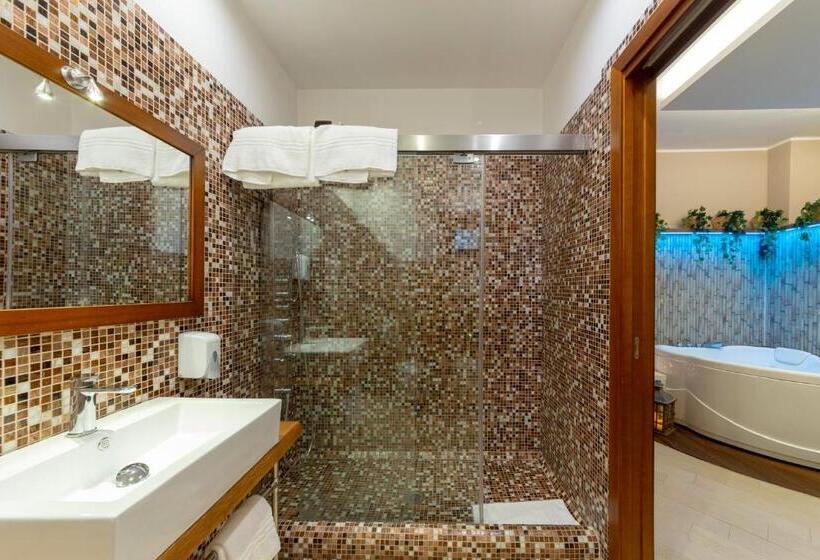 ジュニアスイート, Vogue