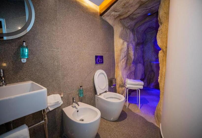 キングサイズベッドのスタンダードルーム, Vogue