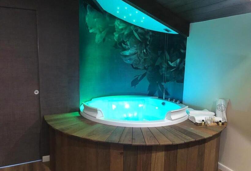 キングサイズベッドのスタンダードルーム, Vogue