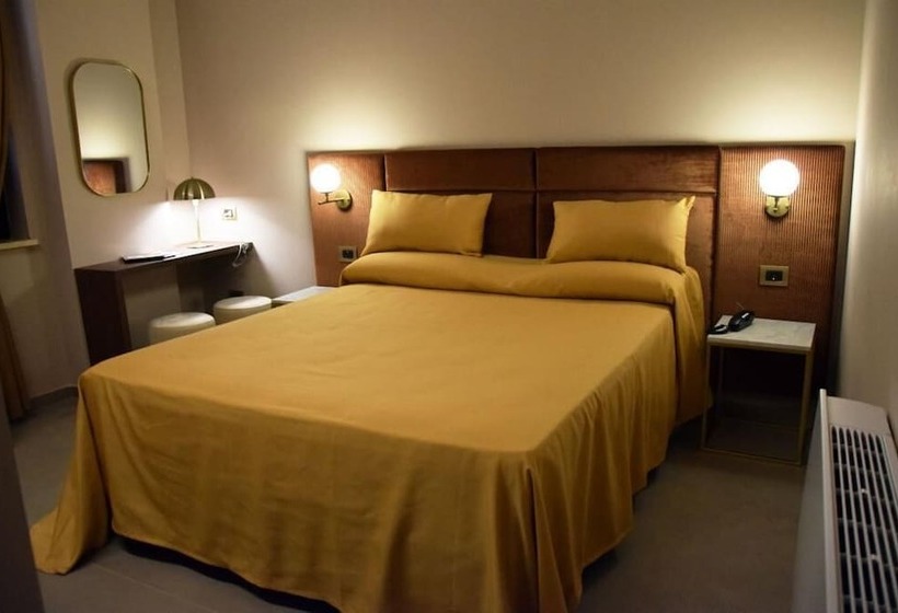 スタンダードルーム, Vogue