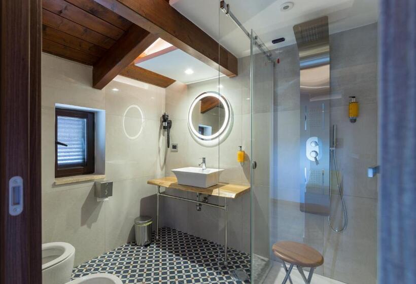 ジュニアスイート, Vogue