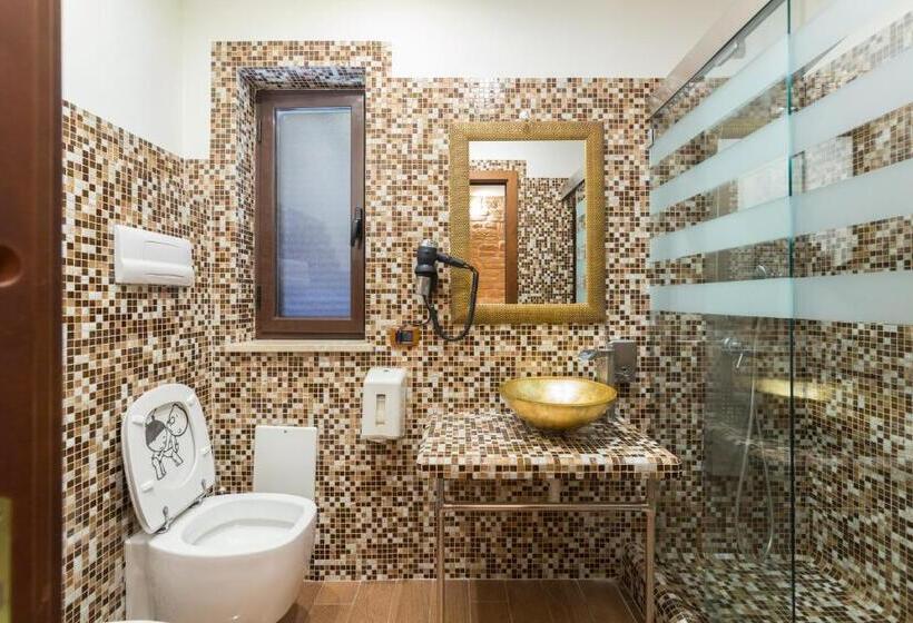 スタンダードルーム, Vogue