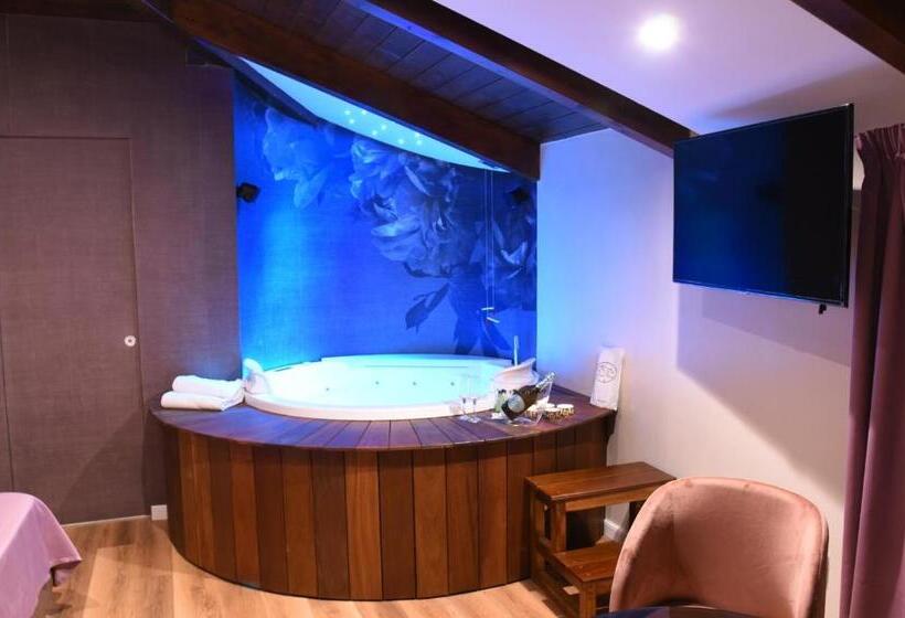 キングサイズベッドのスタンダードルーム, Vogue