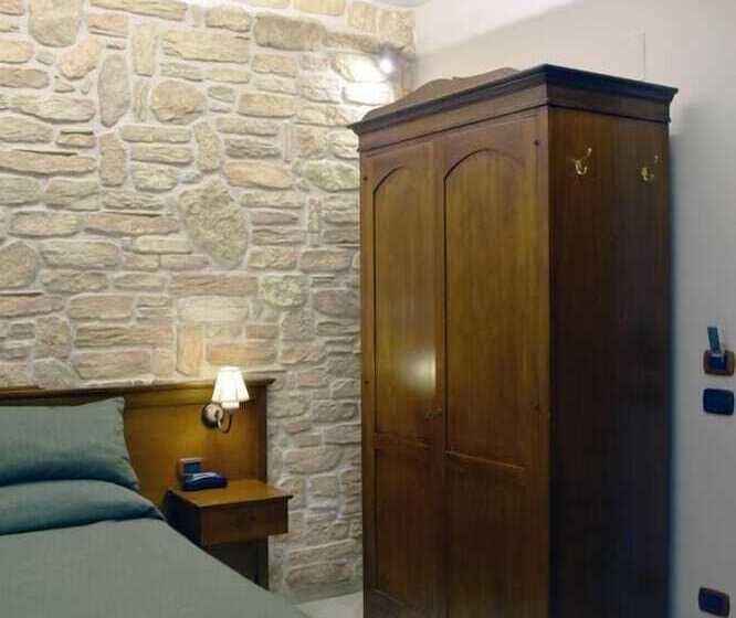 スタンダードルーム, Vogue