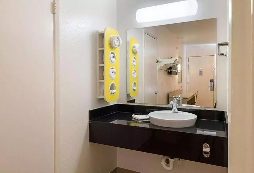 اتاق استاندارد چهار تخته, Motel 6mcallen, Tx