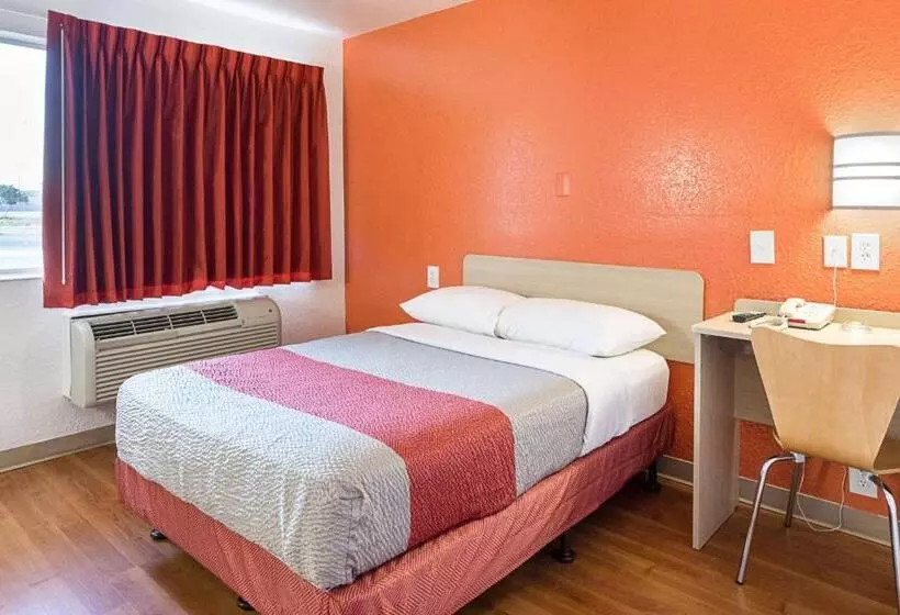 اتاق استاندارد برای معلولان, Motel 6mcallen, Tx