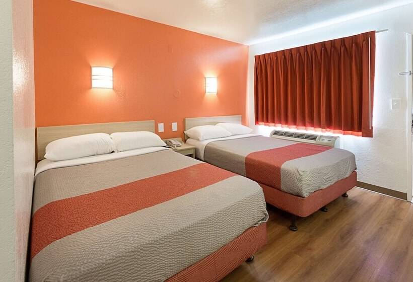 Номер Deluxe, Motel 6mcallen, Tx