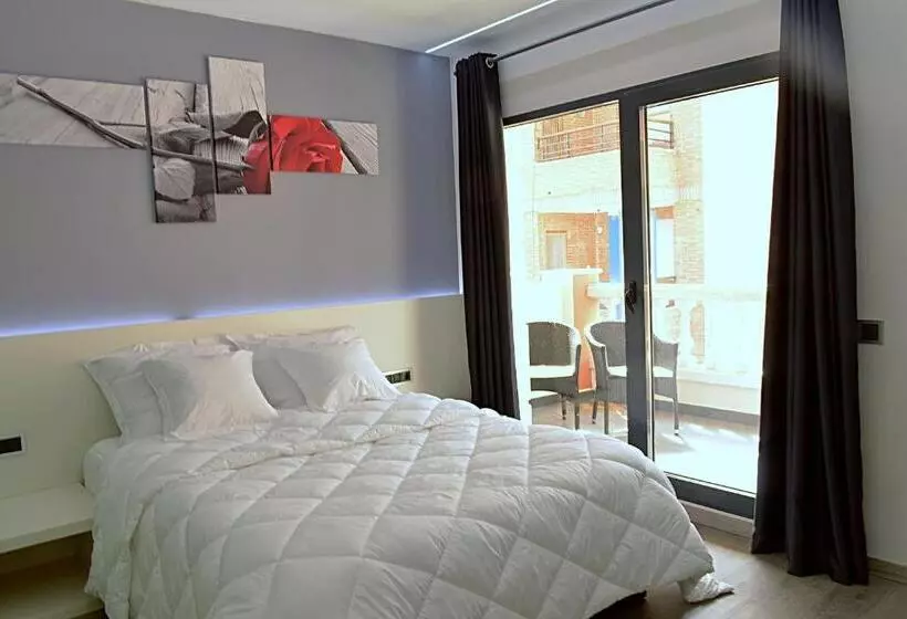 اتاق استاندارد با بالکن, Alcalá Del Jucar Hotel Pelayo