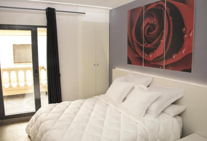 Номер Стандарт с Балконом, Alcalá Del Jucar Hotel Pelayo