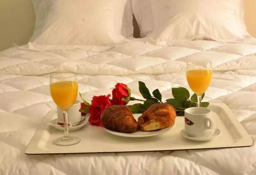 اتاق لوکس با بالکن, Alcalá Del Jucar Hotel Pelayo