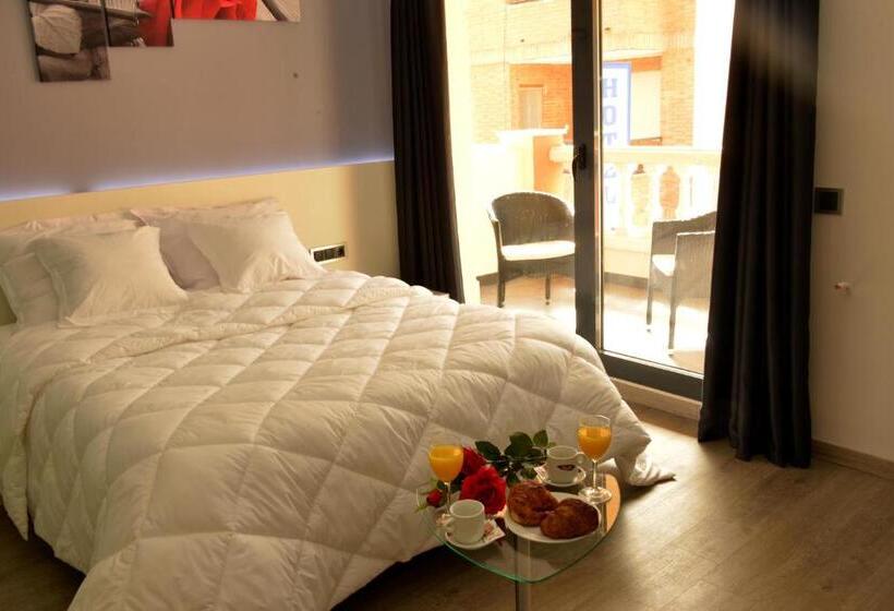 חדר דלוקס עם מרפסת, Alcalá Del Jucar Hotel Pelayo