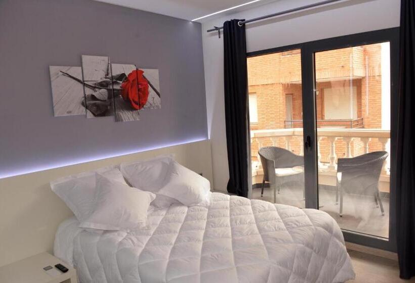 Номер Deluxe с Балконом, Alcalá Del Jucar Hotel Pelayo
