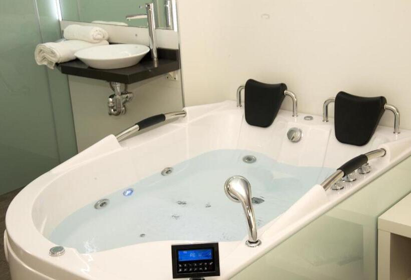 Номер Deluxe с Гидромассажем, Alcalá Del Jucar Hotel Pelayo