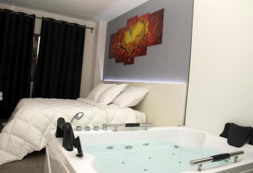 バスタブ付きデラックスルーム, Alcalá Del Jucar Hotel Pelayo