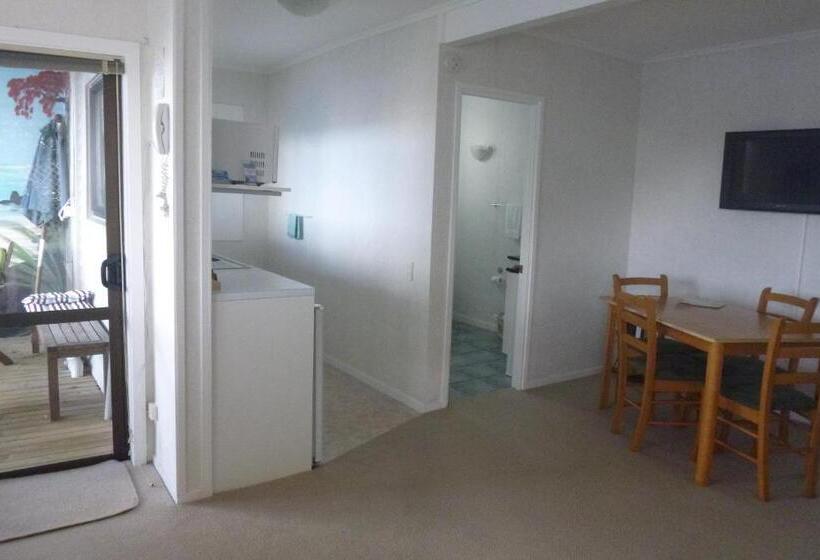 带2个卧室带海景的公寓, Austria Motel