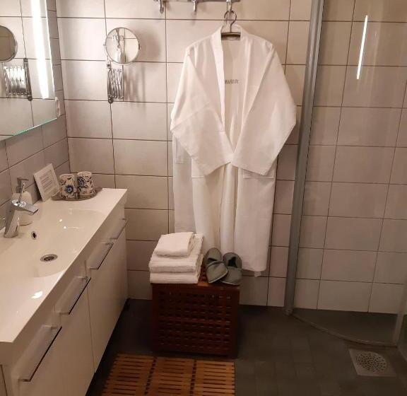 غرفة قياسية, Lossiranta Lodge