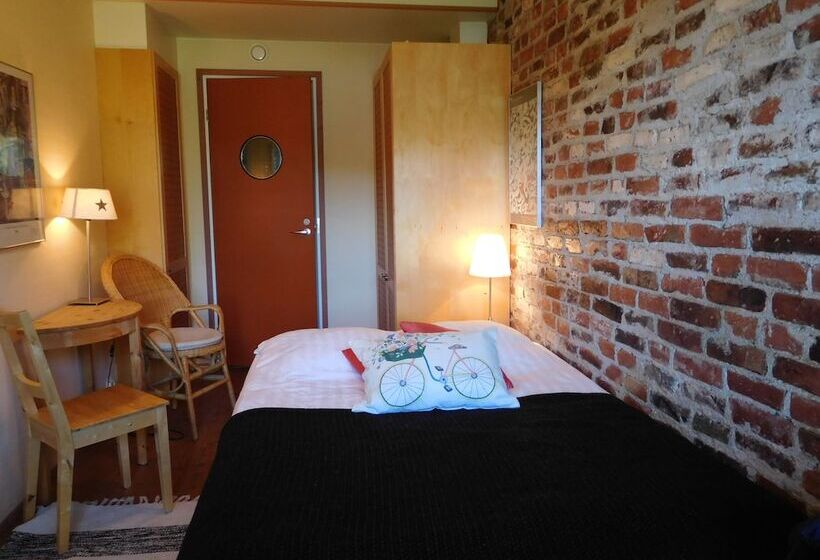 غرفة قياسية فردية, Lossiranta Lodge