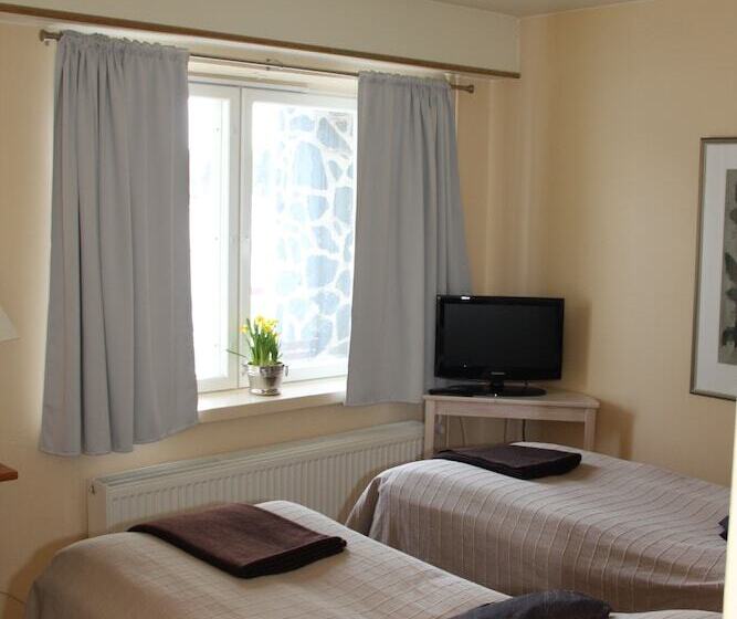 غرفة عائلية, Lossiranta Lodge