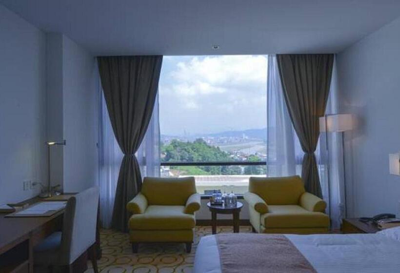 اتاق استاندارد, Aristo International