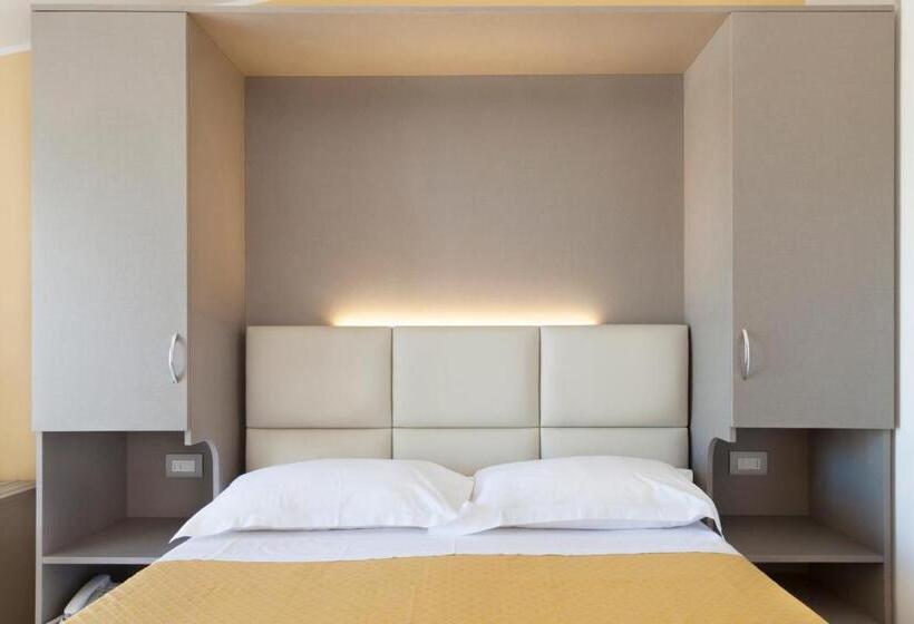 Номер Basic, Bella Lazise