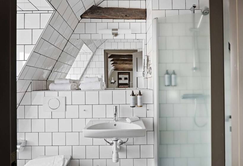 جناح جونيور, Best Western Plus Hotell Nordic Lund