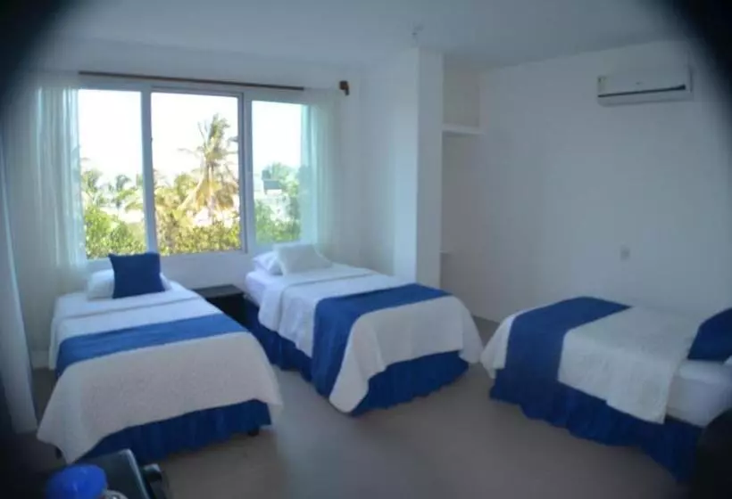 Comfort Kolmen Hengen Huone, Cally