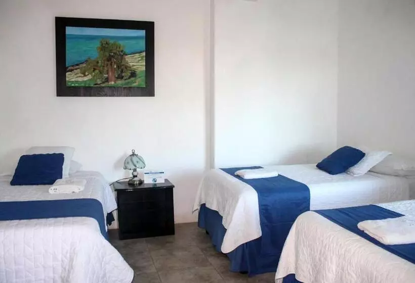 Comfort Kolmen Hengen Huone, Cally