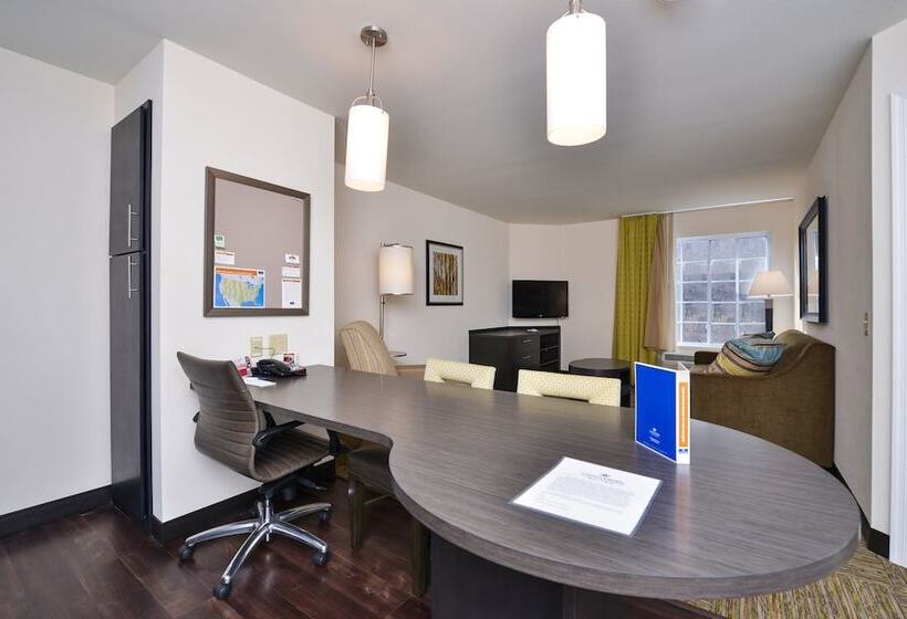 Люкс, Candlewood Suites Harrisburg Hershey, An Ihg