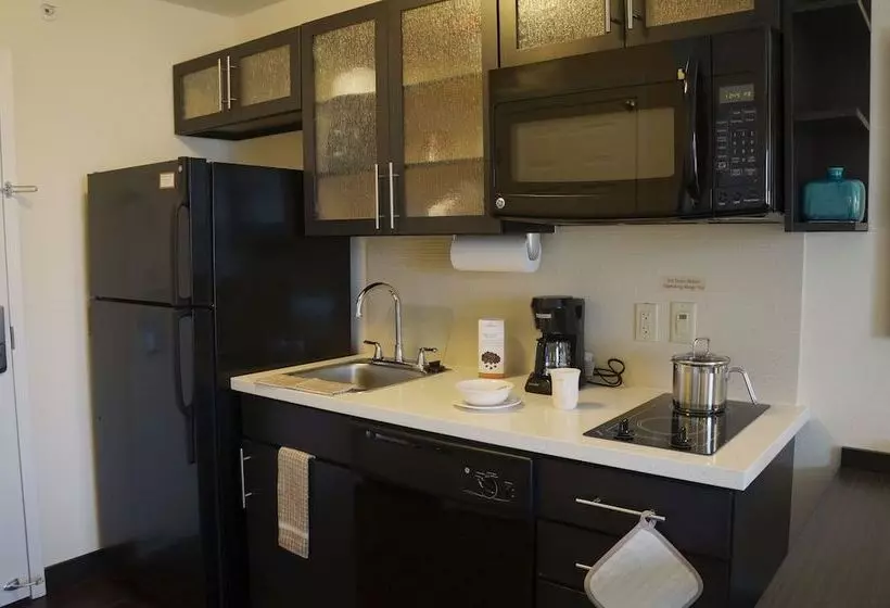 スイート, Candlewood Suites Harrisburg Hershey, An Ihg