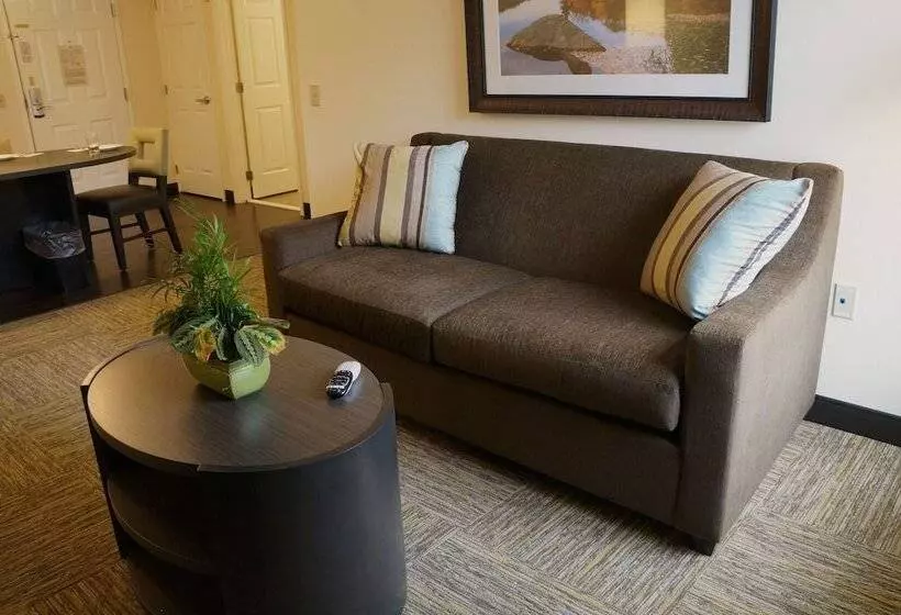 身障者適用スイートルーム, Candlewood Suites Harrisburg Hershey, An Ihg
