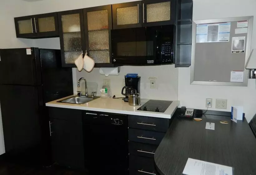 身障者適用スイートルーム, Candlewood Suites Harrisburg Hershey, An Ihg