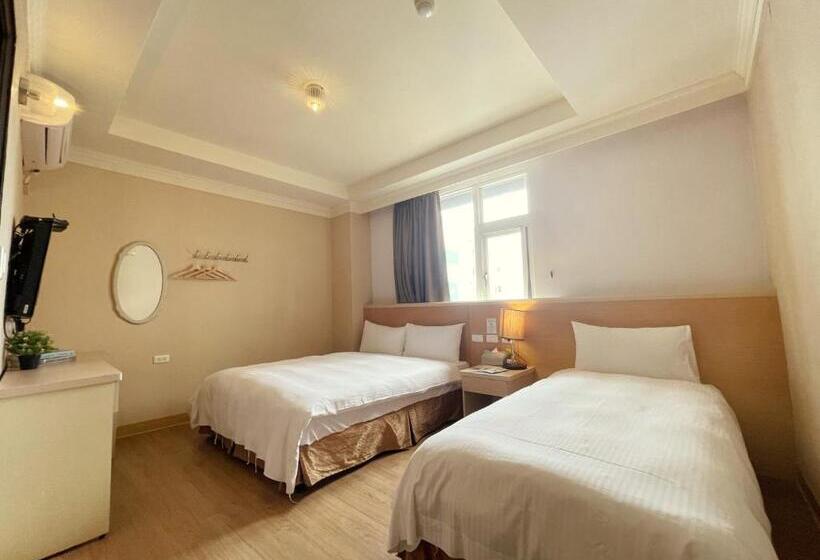 اتاق سوپریور سه تخته, Together Hotel Hualien Zhongshan